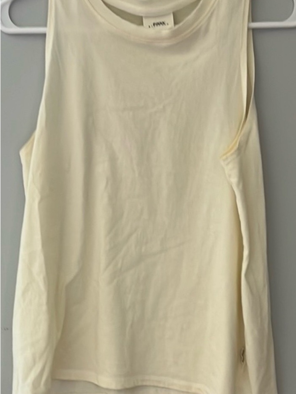 Easy Standard sleeveless Crewneck Tee Set of 3 in Cream, Rose Pink & Light Gray - Picture 3 of 4